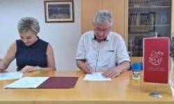 PODPISANA POGODBA ZA REKONSTRUKCIJO LOKALNE CESTE LC 203 141 ZAMARKOVA-PARTINJE-JAKOBSKI DOL-ŠENTILJ